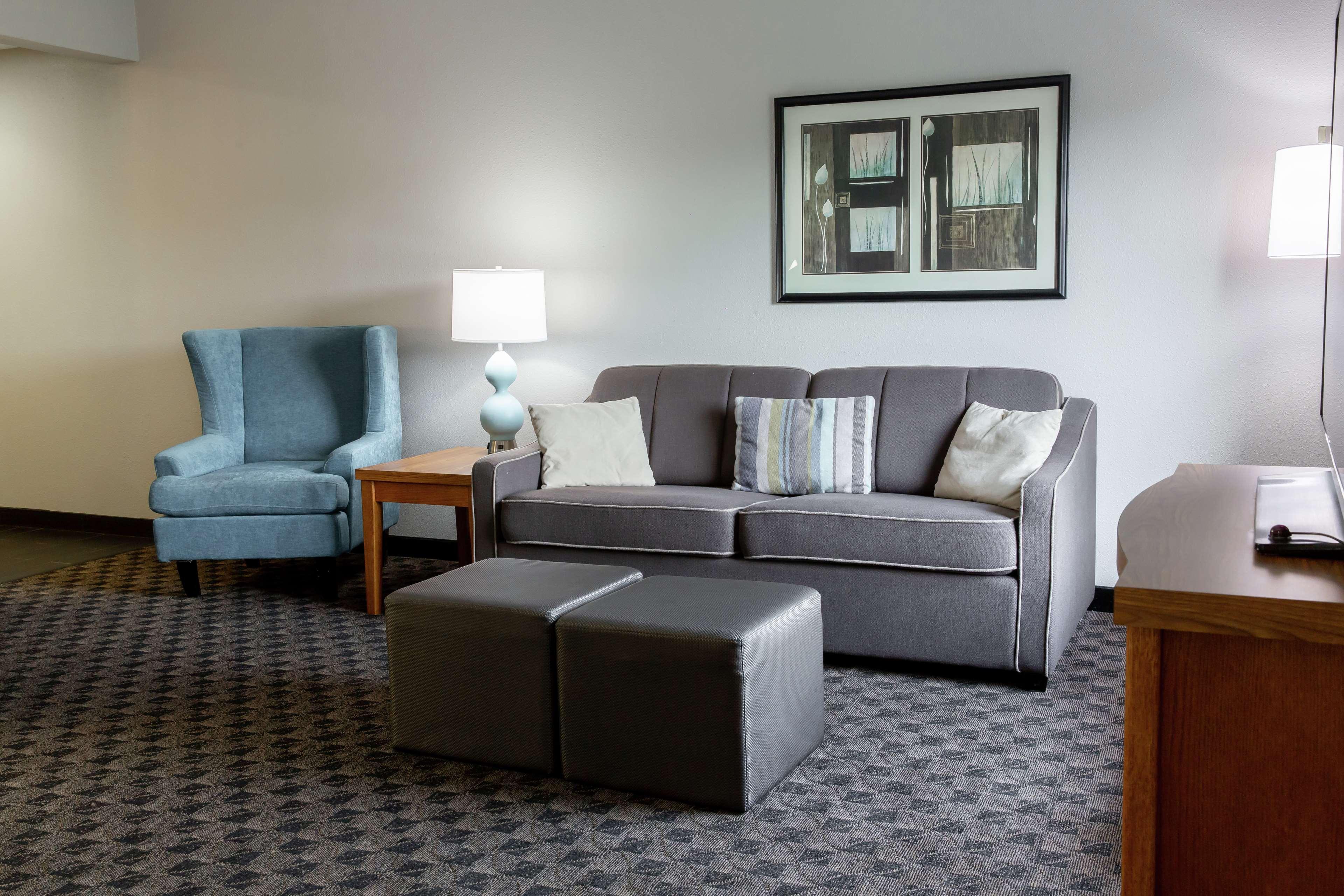 Hampton Inn & Suites Chesapeake-Square Mall Eksteriør billede