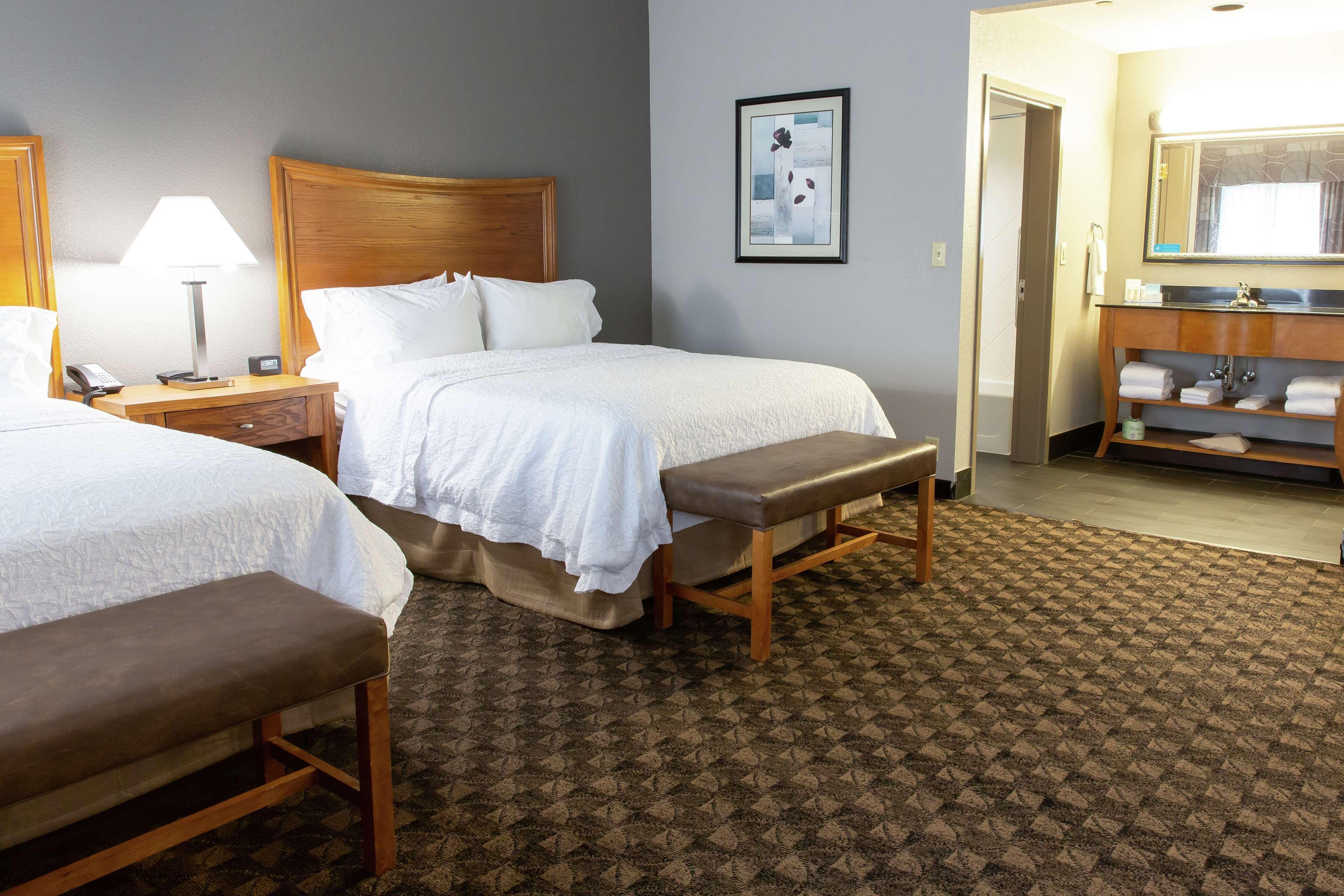 Hampton Inn & Suites Chesapeake-Square Mall Eksteriør billede