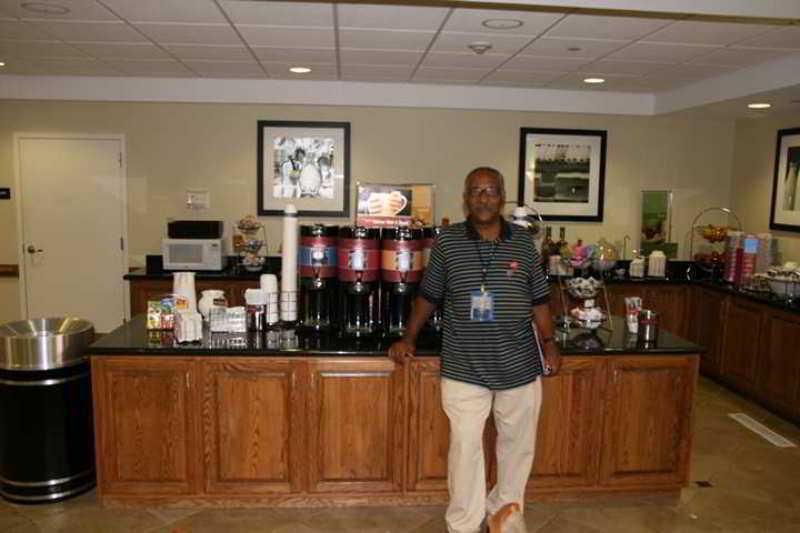 Hampton Inn & Suites Chesapeake-Square Mall Restaurant billede